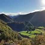 District, Mountain Views, Accessible Bothy *