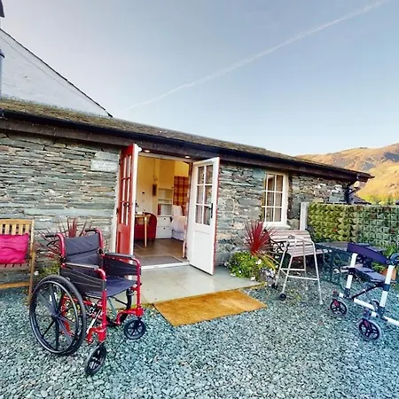 District, Mountain Views, Accessible Bothy Borrowdale Valley