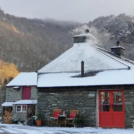District, Mountain Views, Accessible Bothy Borrowdale Valley