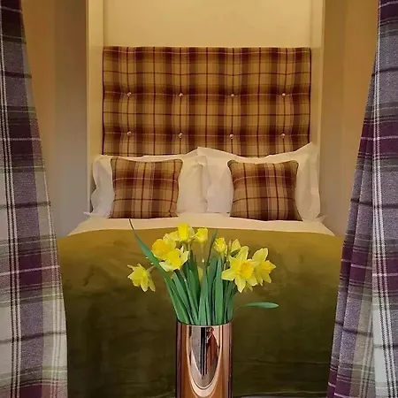 District, Mountain Views, Accessible Bothy * Borrowdale Valley