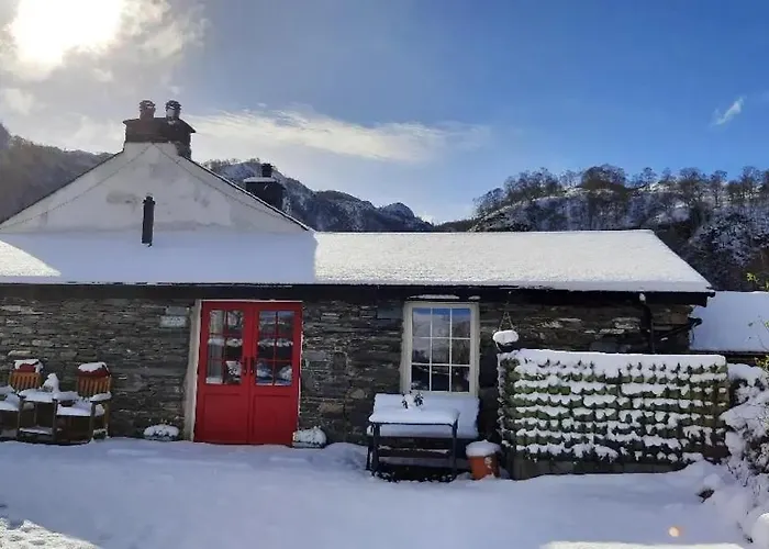 District, Mountain Views, Accessible Bothy *