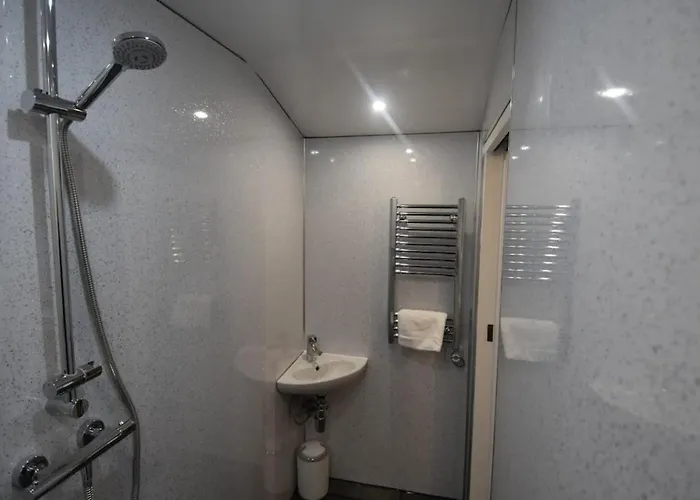 District, Mountain Views, Accessible Bothy *