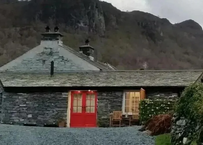 District, Mountain Views, Accessible Bothy Borrowdale Valley