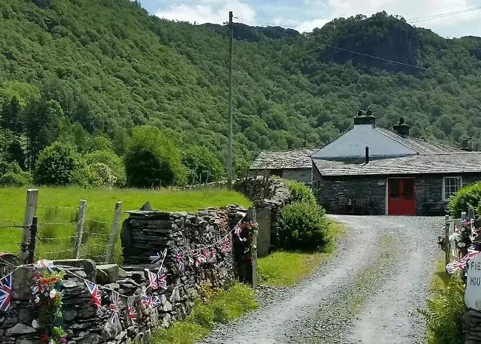 District, Mountain Views, Accessible Bothy * Borrowdale Valley