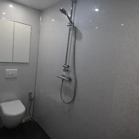 District, Mountain Views, Accessible Bothy شقة